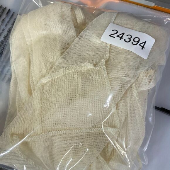 New Mudd Top Women XL Beige Floral Embroidered Sheer Tie Up V-Neck Long Sleeve - Picture 8 of 8